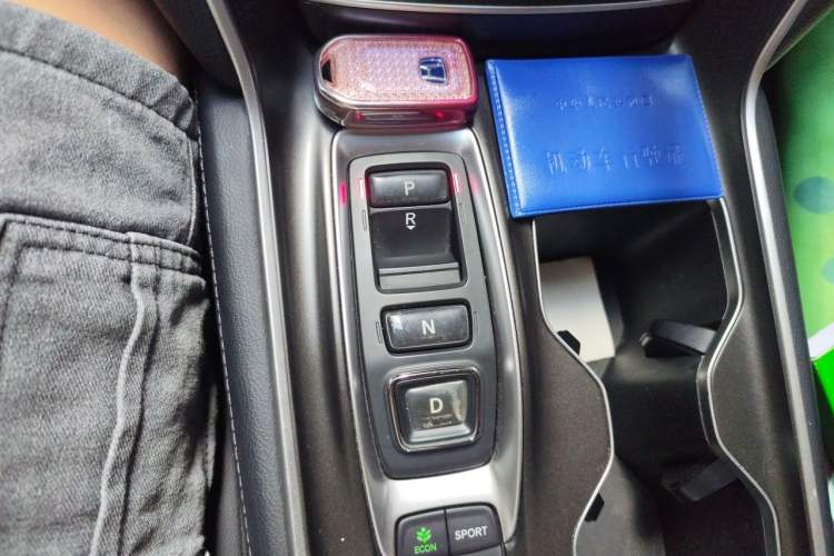 Used Honda Accord 2018 Rui Hybrid 2.0L Rui Ling Version China V Gear Lever
