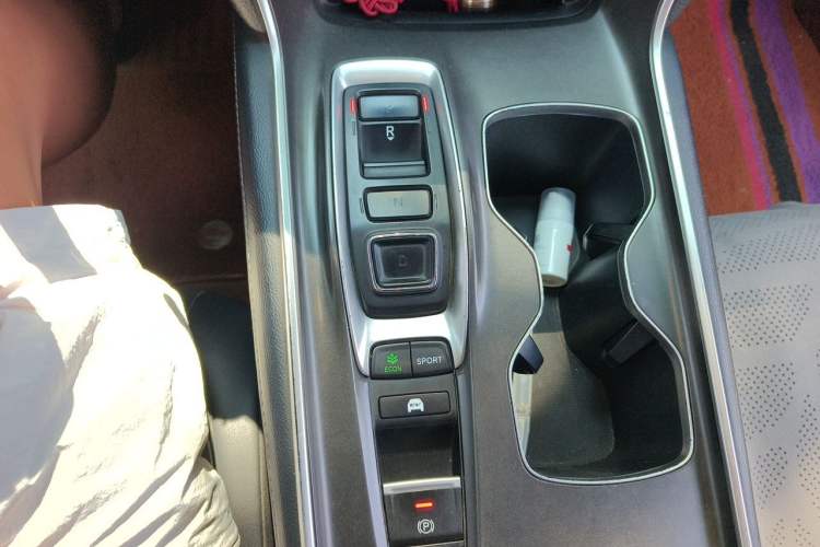 Used Honda Accord 2018 Rui Hybrid 2.0L Rui Zun Edition China V Gear Lever