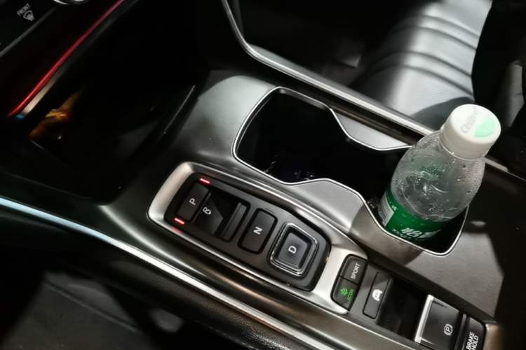 Used Honda Accord 2018 Rui Hybrid 2.0L Rui Zun Edition China V Gear Lever