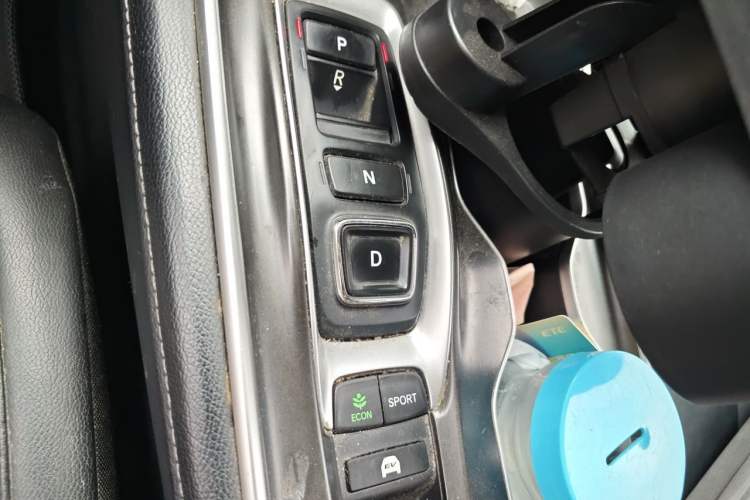 Used Honda Accord 2018 Rui Hybrid 2.0L Rui Ling Edition China VI Gear Lever