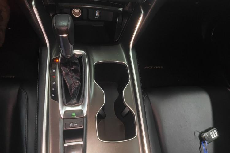 Used Honda Accord 2018 260TURBO Luxury Edition China V Emission Standard Gear Lever