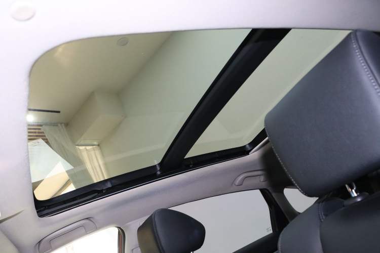Used Honda Accord 2018 260TURBO Prestige Edition China VI Headliner