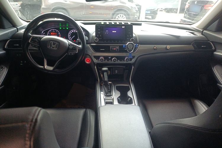 Used Honda Accord 2018 260TURBO Luxury Edition China VI Interior 2