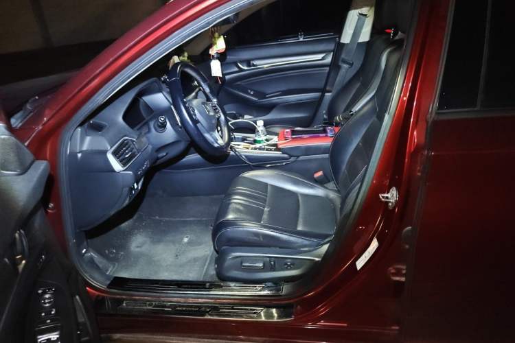 Used Honda Accord 2018 Rui Hybrid 2.0L Rui Zun Edition China V Left Front Seat