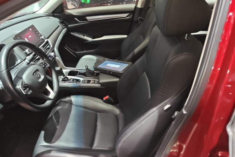 Used Honda Accord 2018 260TURBO Elite Edition China VI Left Front Seat