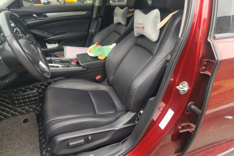 Used Honda Accord 2018 260TURBO Elite Edition China VI Left Front Seat