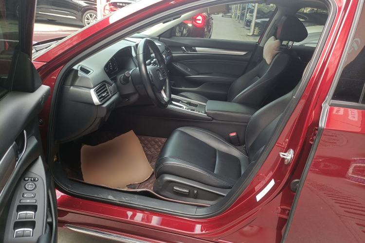 Used Honda Accord 2018 260TURBO Luxury Edition China VI Left Front Seat
