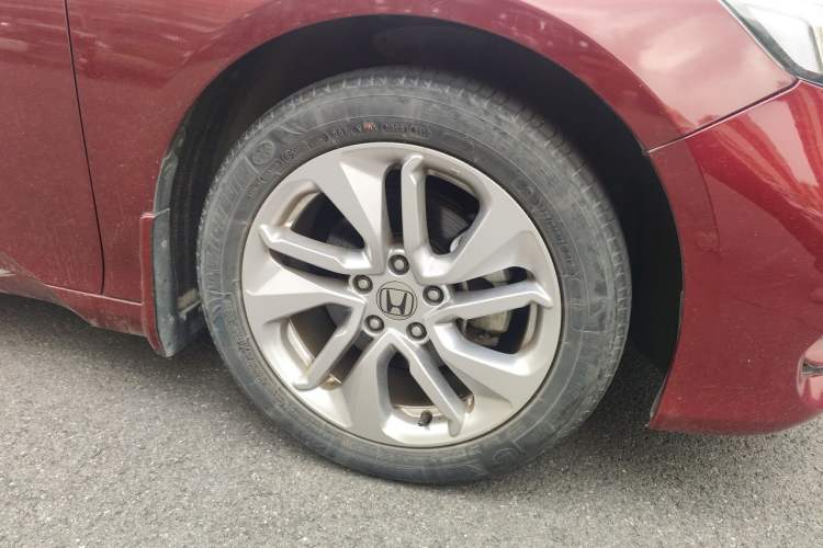 Used Honda Accord 2018 260TURBO Elite Edition China VI Right Front Wheel Hub
