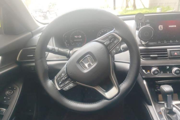 Used Honda Accord 2018 260TURBO Luxury Edition China V Emission Standard Steering Wheel