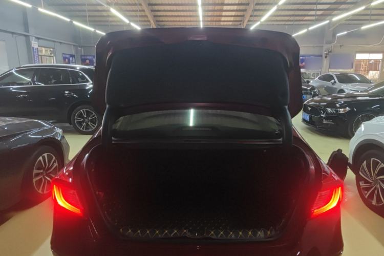 Used Honda Accord 2018 260TURBO Luxury Edition China V Emission Standard Trunk