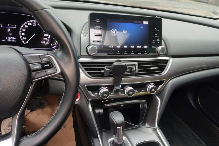 Used Honda Accord 2018 260TURBO Elite Edition China V Audio And AC Panel
