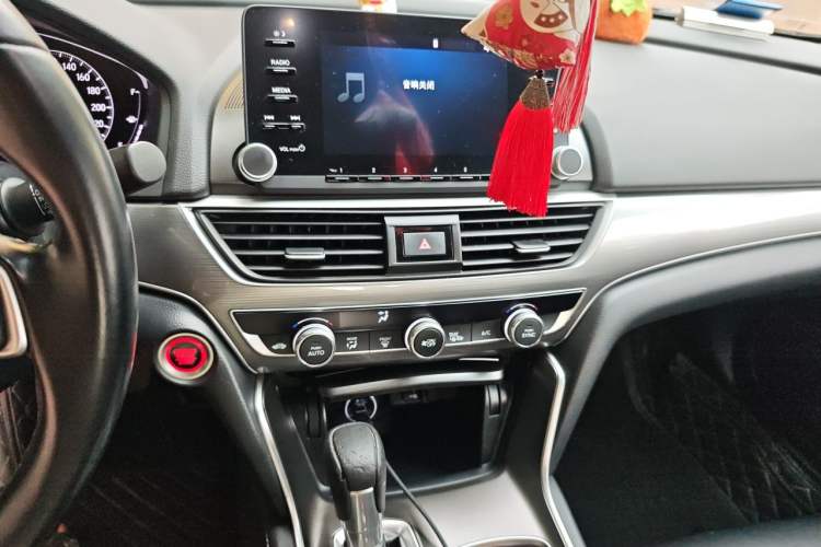 Used Honda Accord 2018 260TURBO Elite Edition China V Audio And AC Panel