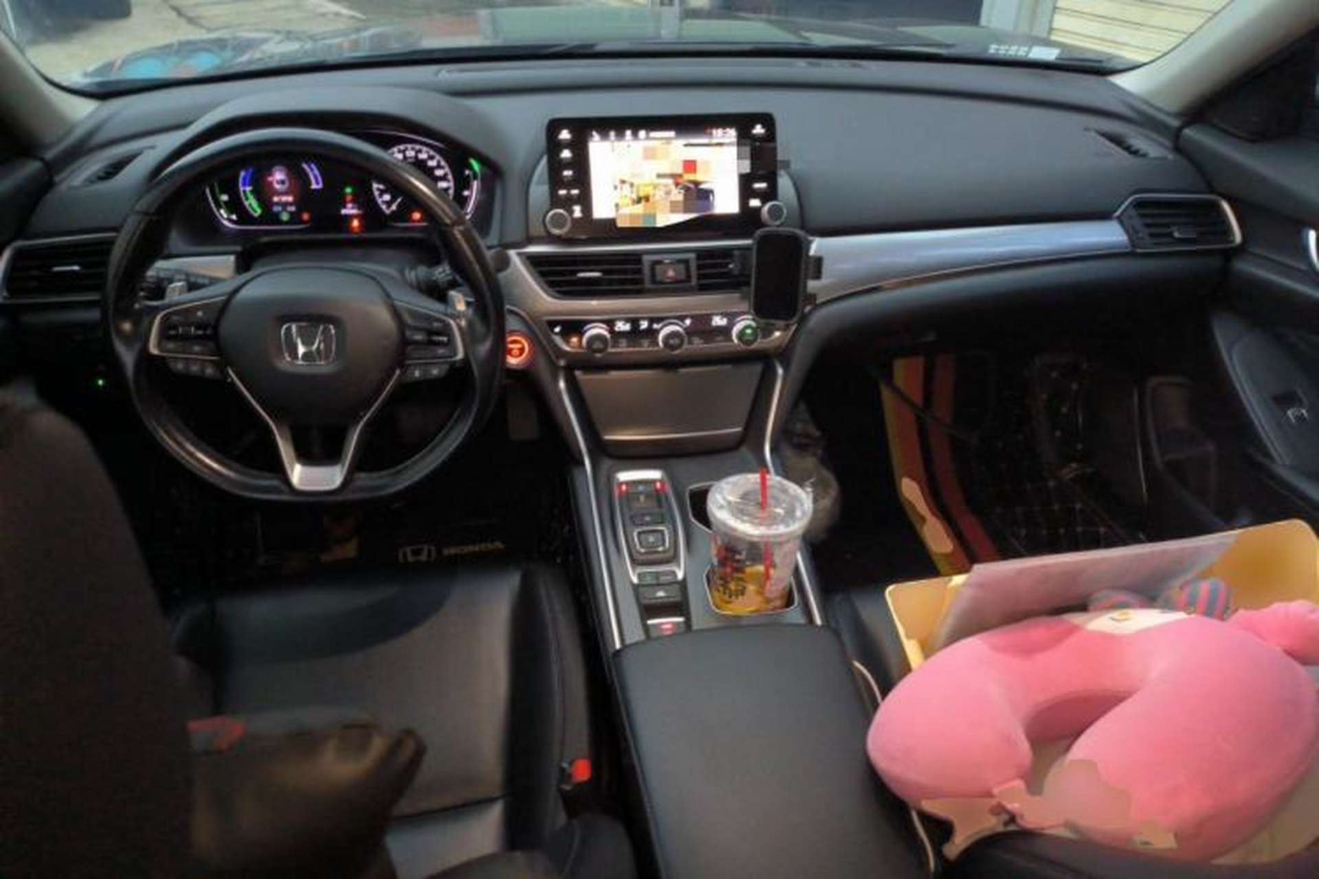 Used Honda Accord 2018 Rui·Hybrid 2.0L Rui Zhi Edition China VI Center Console
