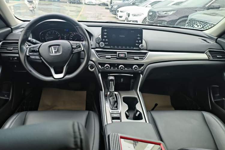 Used Honda Accord 2018 260TURBO Elite Edition China VI Center Console
