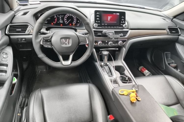 Used Honda Accord 2018 230TURBO Comfort Version National V Center Console