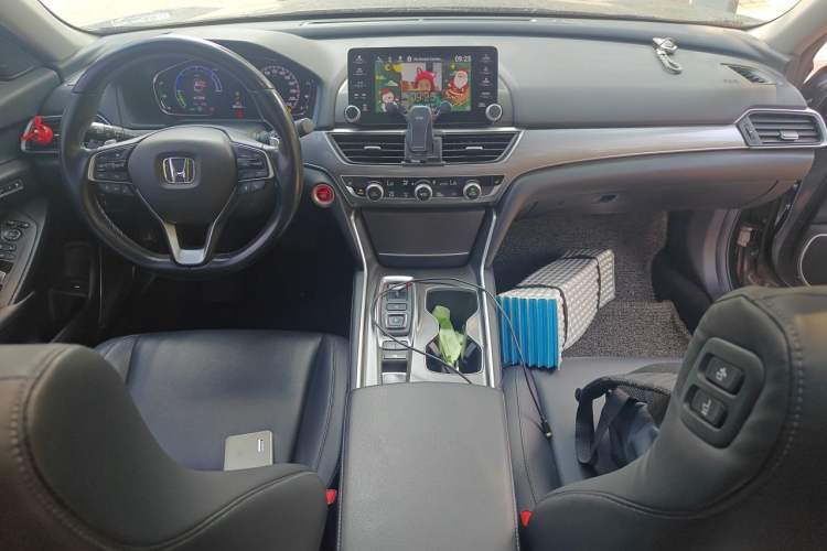 Used Honda Accord 2018 Rui·Hybrid 2.0L Rui Zhi Edition China VI Center Console