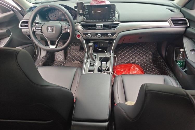 Used Honda Accord 2018 260TURBO Elite Edition China VI Center Console