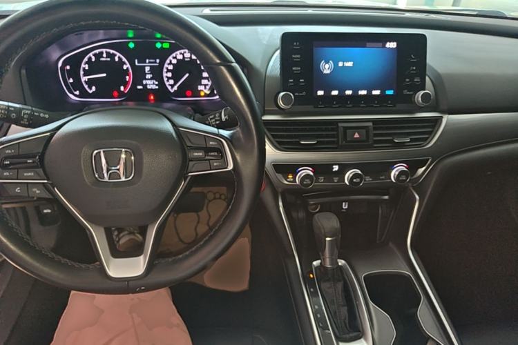 Used Honda Accord 2018 260TURBO Elite Edition China VI Center Console