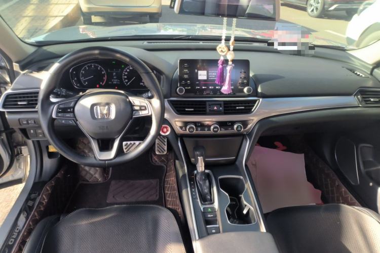 Used Honda Accord 2018 260TURBO Elite Edition China V Center Console