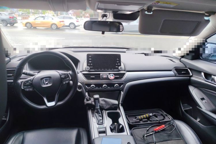 Used Honda Accord 2018 260TURBO Luxury Edition China VI Center Console