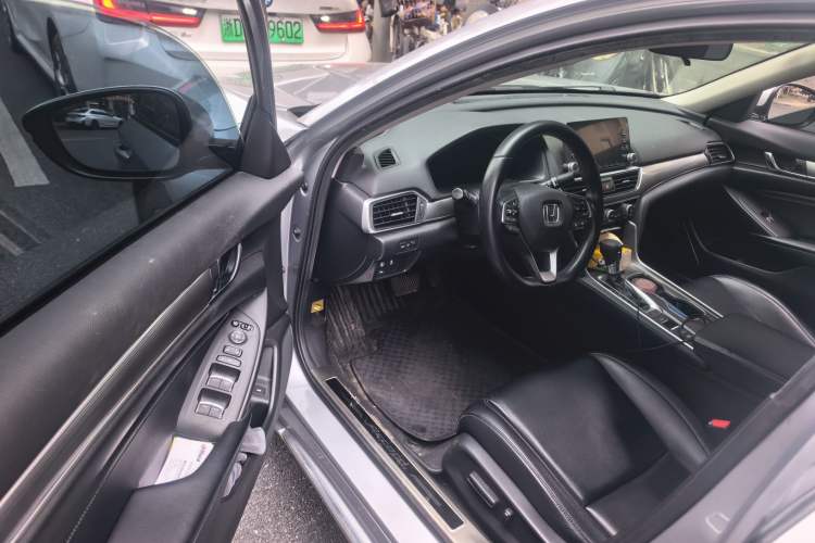 Used Honda Accord 2018 260TURBO Luxury Edition China V Emission Standard Driver Seat