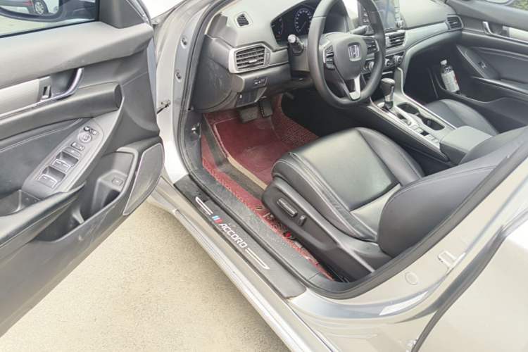 Used Honda Accord 2018 260TURBO Elite Edition China VI Driver Seat