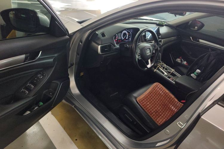 Used Honda Accord 2018 260TURBO Elite Edition China VI Driver Seat