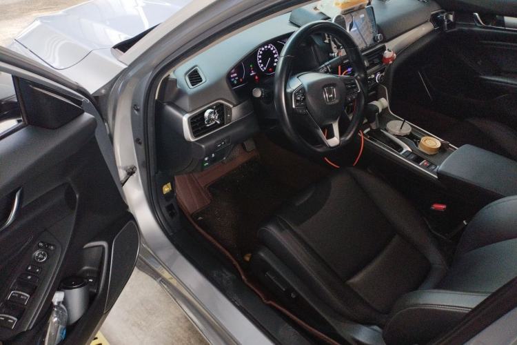 Used Honda Accord 2018 260TURBO Luxury Edition China VI Driver Seat