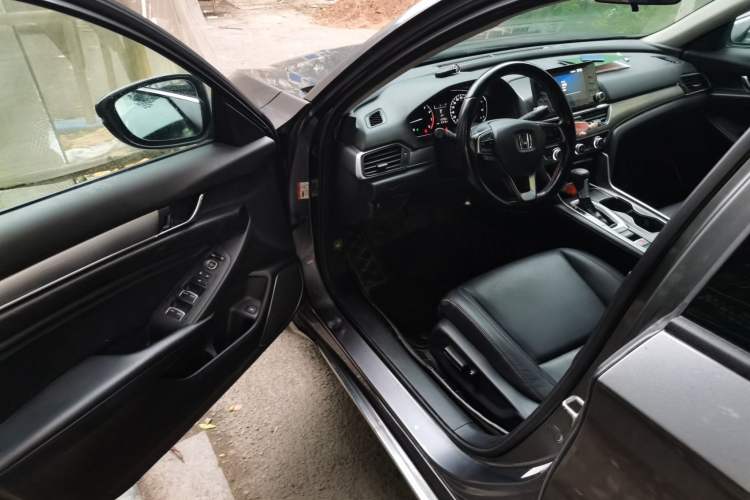 Used Honda Accord 2018 260TURBO Elite Edition China V Driver Seat