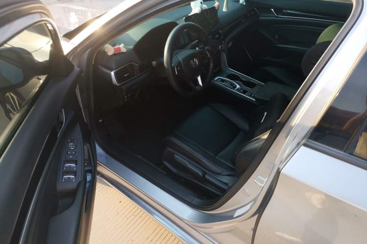 Used Honda Accord 2018 Rui·Hybrid 2.0L Rui Ku Edition China VI Driver Seat