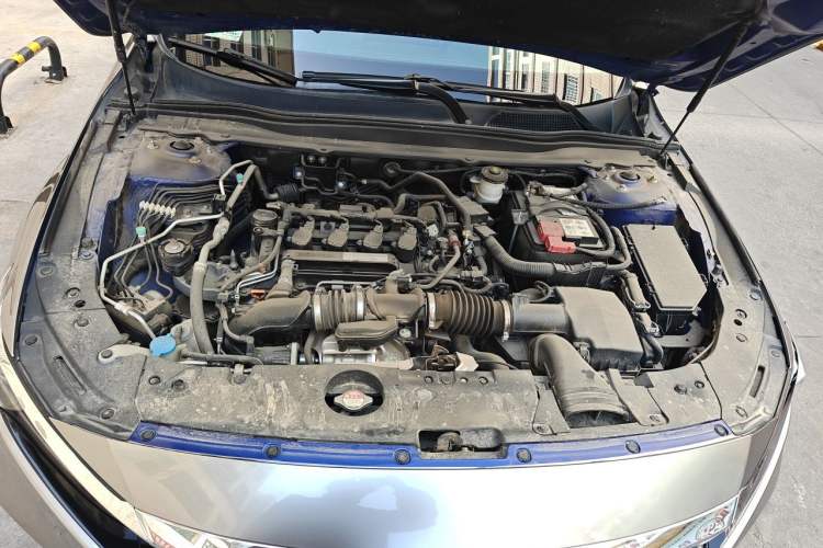 Used Honda Accord 2018 260TURBO Luxury Edition China V Emission Standard Engine Bay