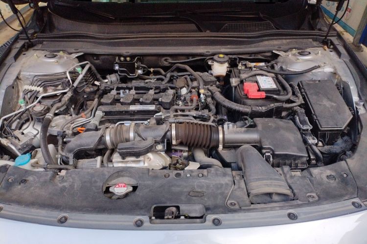 Used Honda Accord 2018 260TURBO Luxury Edition China VI Engine Bay