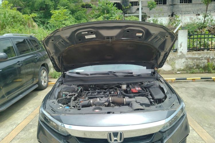 Used Honda Accord 2018 260TURBO Elite Edition China V Engine Bay