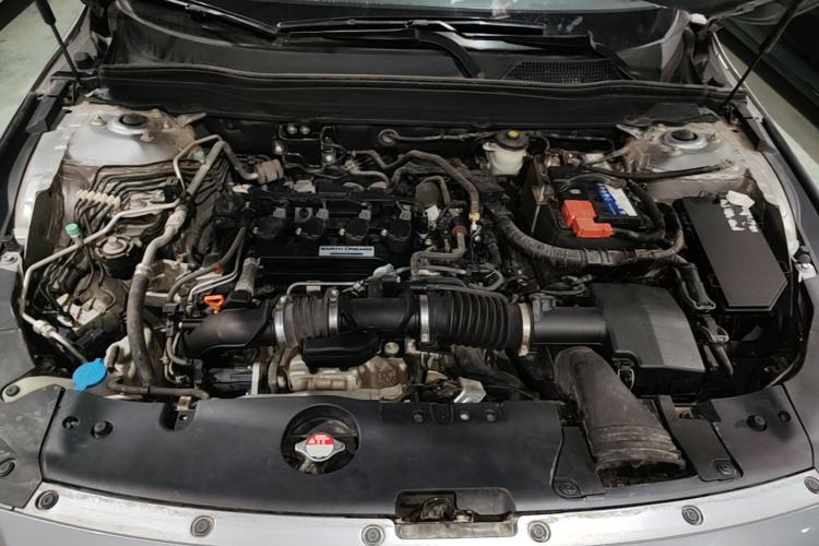 Used Honda Accord 2018 260TURBO Luxury Edition China VI Engine Bay