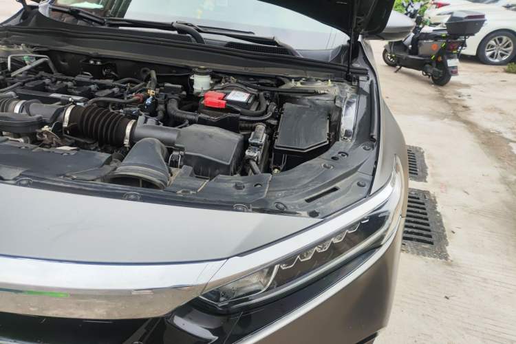 Used Honda Accord 2018 260TURBO Luxury Edition China VI Engine Bay Left