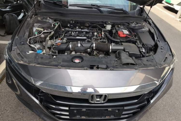 Used Honda Accord 2018 260TURBO Elite Edition China VI Engine Bay