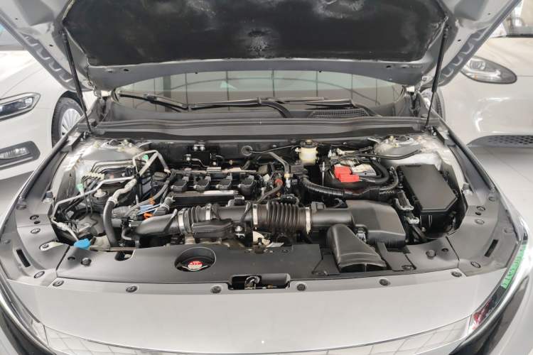 Used Honda Accord 2018 260TURBO Elite Edition China V Engine Bay