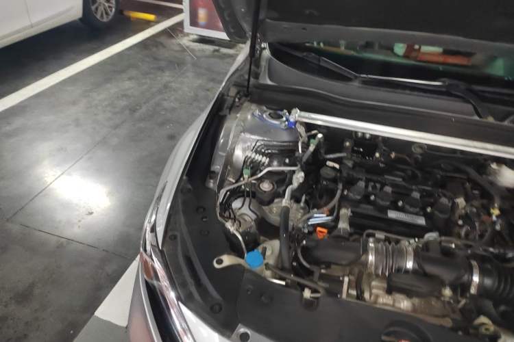 Used Honda Accord 2018 260TURBO Elite Edition China V Engine Bay Right