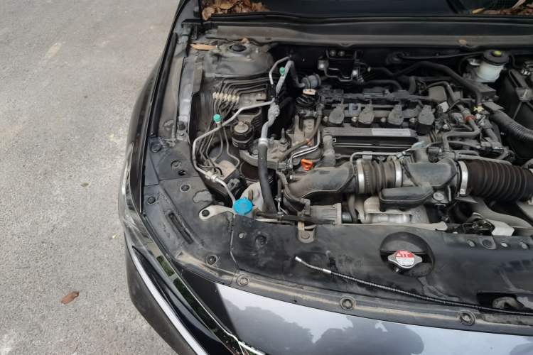 Used Honda Accord 2018 260TURBO Elite Edition China V Engine Bay Right