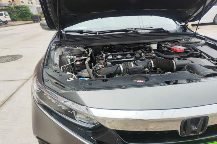 Used Honda Accord 2018 260TURBO Luxury Edition China VI Engine Bay Right