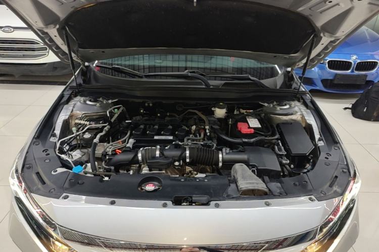 Used Honda Accord 2018 260TURBO Elite Edition China VI Engine Bay