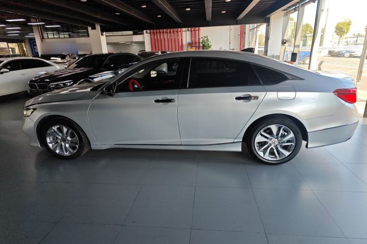 Used Honda Accord 2018 260TURBO Elite Edition China V Exterior 3