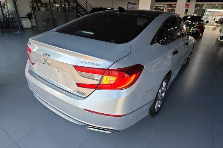 Used Honda Accord 2018 260TURBO Elite Edition China V Exterior 5