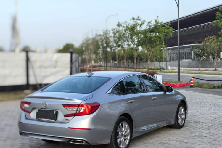 Used Honda Accord 2018 260TURBO Luxury Edition China VI Exterior 5