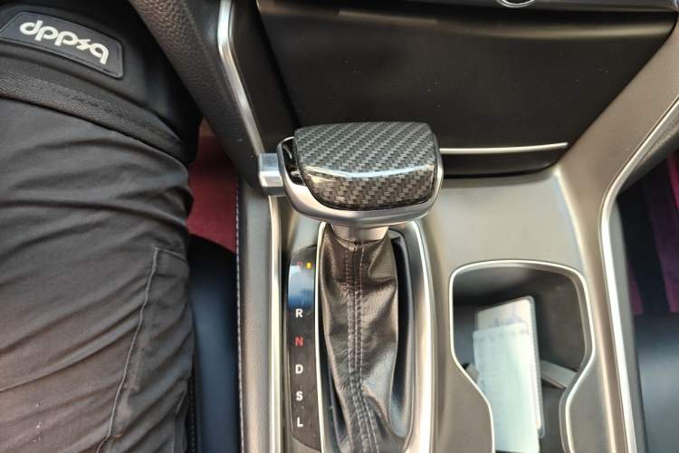 Used Honda Accord 2018 260TURBO Luxury Edition China V Emission Standard Gear Lever