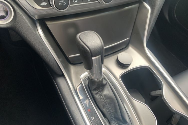 Used Honda Accord 2018 260TURBO Luxury Edition China V Emission Standard Gear Lever