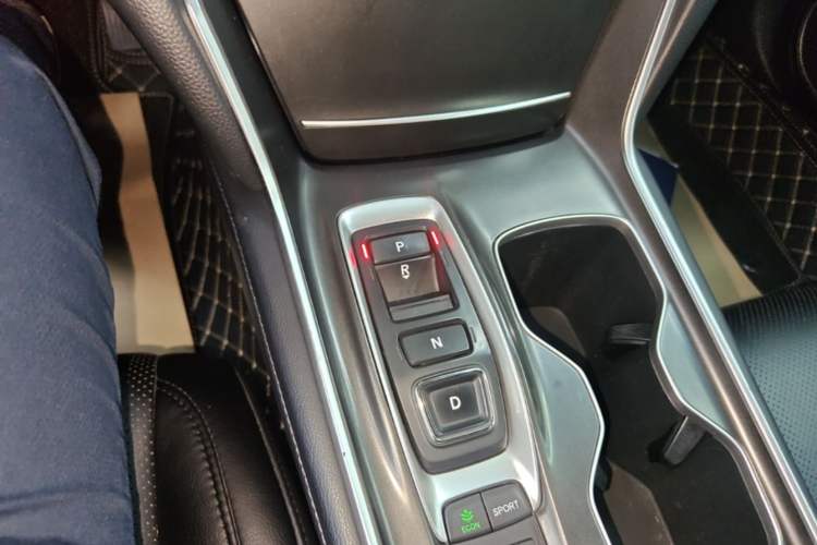 Used Honda Accord 2018 Rui·Hybrid 2.0L Rui Ku Edition China VI Gear Lever