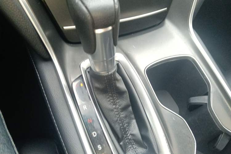 Used Honda Accord 2018 260TURBO Elite Edition China VI Gear Lever