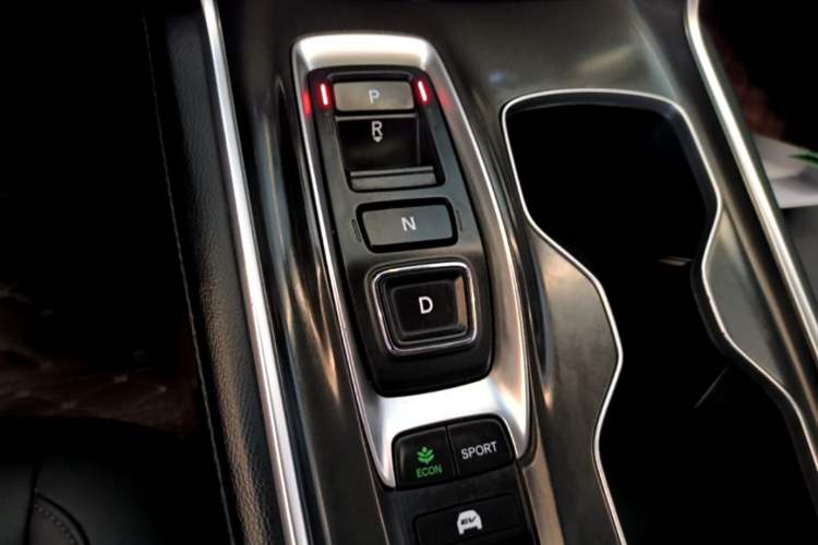 Used Honda Accord 2018 Rui·Hybrid 2.0L Rui Zhi Edition China VI Gear Lever