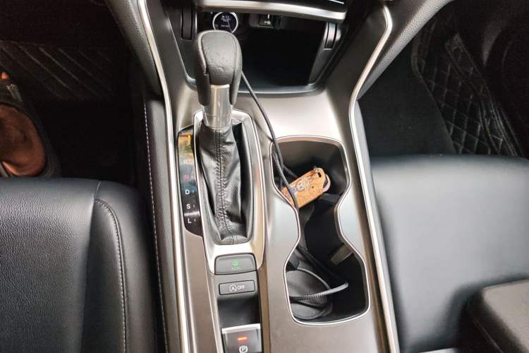 Used Honda Accord 2018 260TURBO Elite Edition China V Gear Lever
